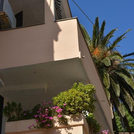 Apartment Bakarić Veli Losinj Bagian luar foto