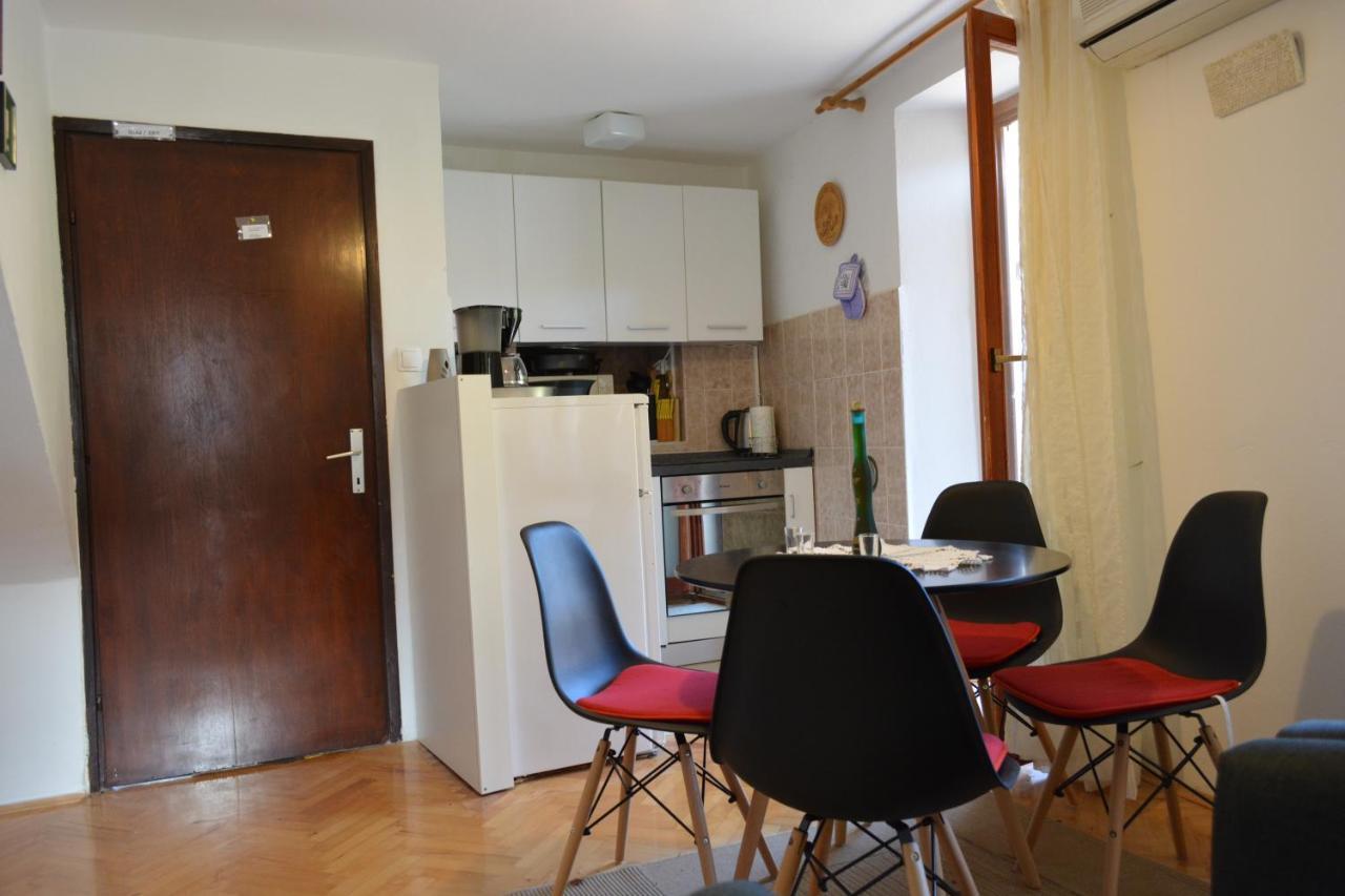 Apartment Bakarić Veli Losinj Bagian luar foto