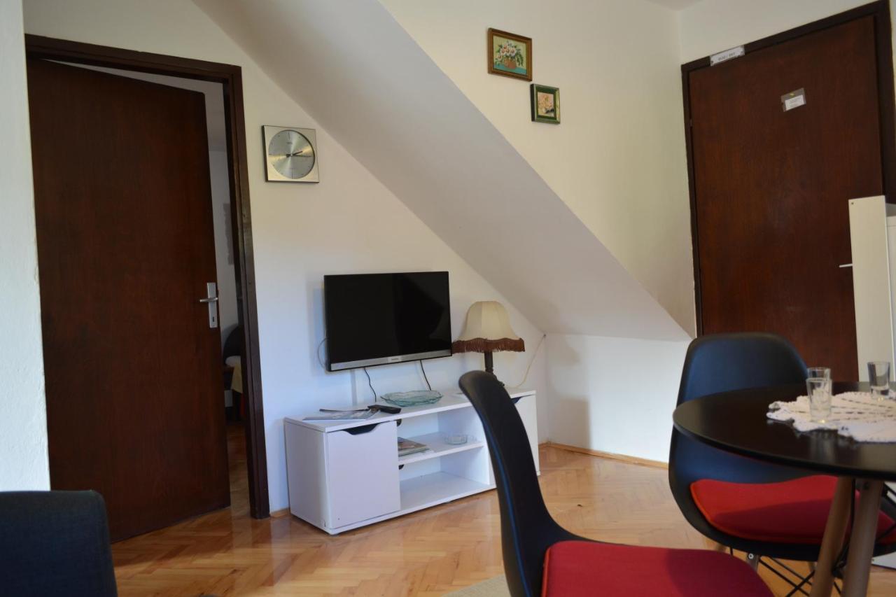 Apartment Bakarić Veli Losinj Bagian luar foto