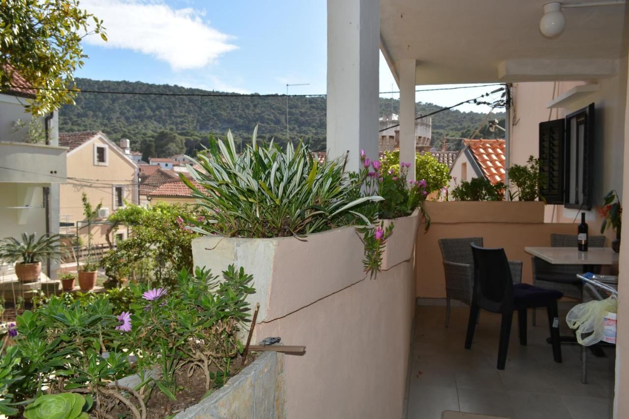 Apartment Bakarić Veli Losinj Bagian luar foto