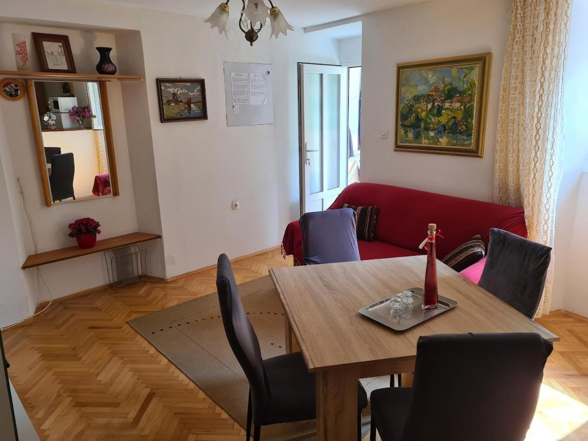 Apartment Bakarić Veli Losinj Bagian luar foto