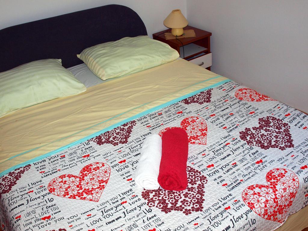 Apartment Bakarić Veli Losinj Ruang foto